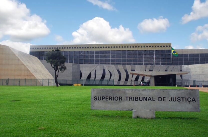 Imagem de Decisão do Supremo Tribunal de Justiça (STJ) sobre o uso da taxa Selic em condenações civis iniciou nesta quarta-feira (01).
